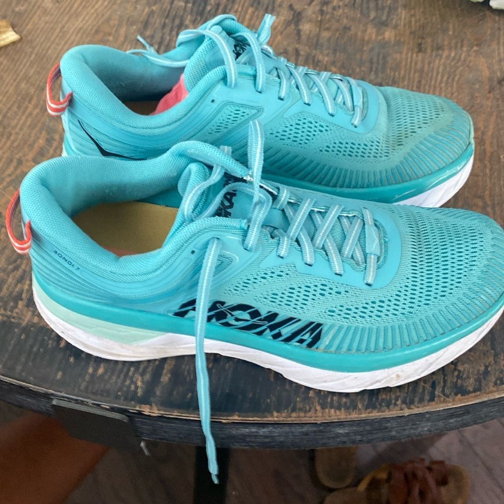 HOKA Bondi 7. Women’s Size  9,5